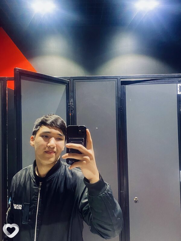 Nurlyzhan, 20, Астане — анкета №3887456