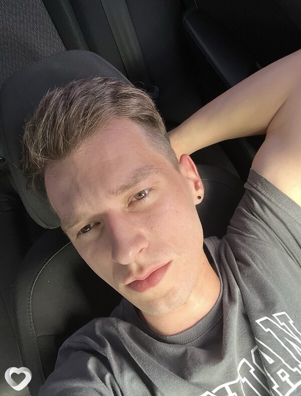 Лёша, 26, Санкт-Петербурге — анкета №3888013