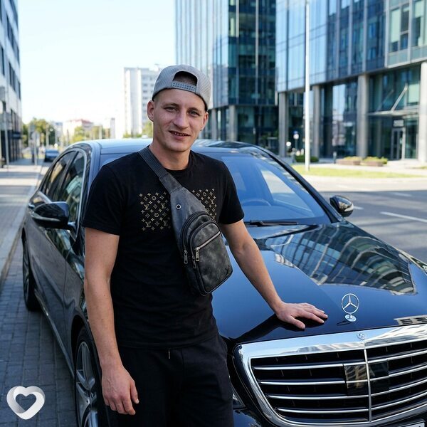 Леонид, 24, Москве — анкета №3888158