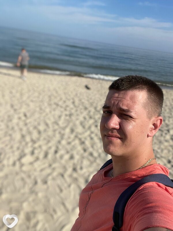 Артем, 33, Комсомольске-на-Амуре — анкета №3888421