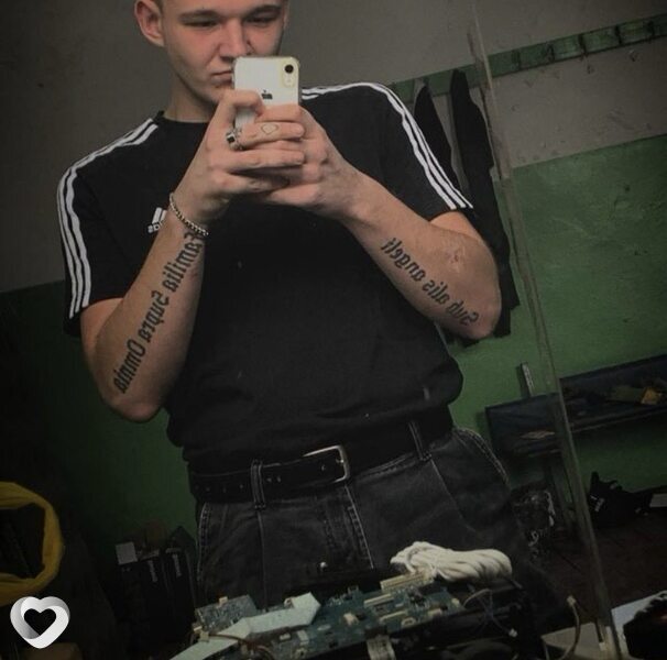 Игорь, 20, Барнауле — анкета №3888504