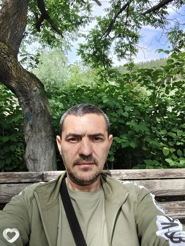 Валера, 47, Белокурихе — анкета №3888524