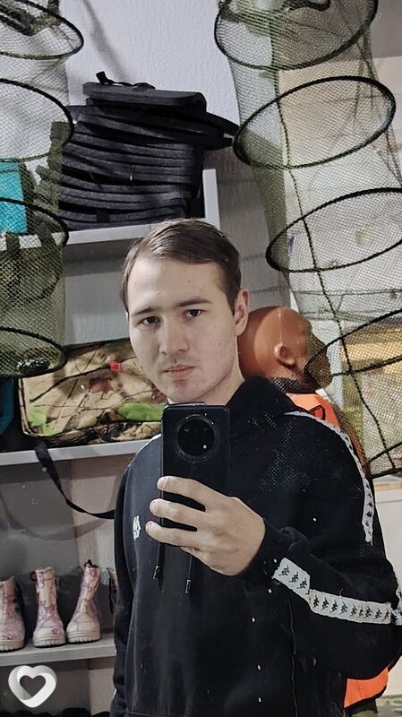 Данила, 20, Новотроицке — анкета №3888691