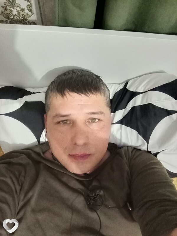 Bek, 41, Снежном — анкета №3888787