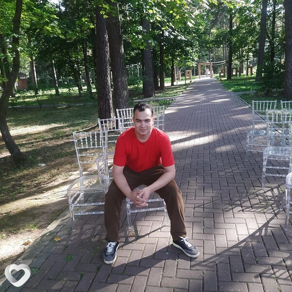 Фаррух, Москва