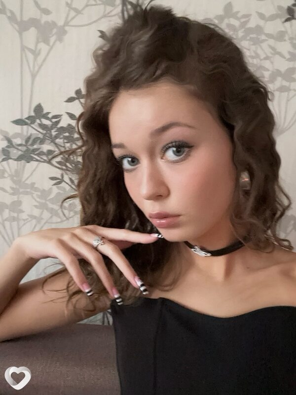 Алина, 18, Кемерове — анкета №3889509