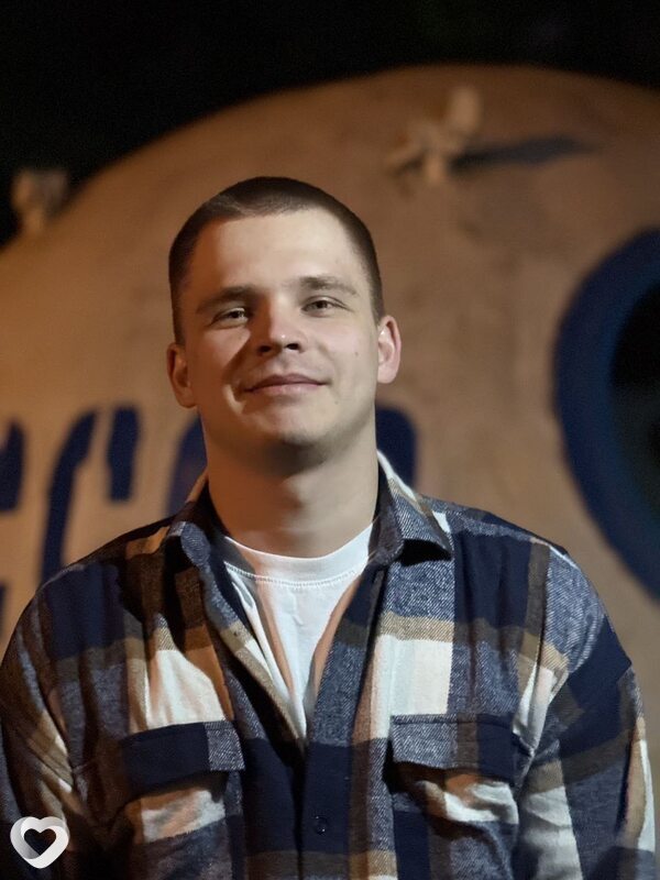 Денис, 22, Москве — анкета №3889700