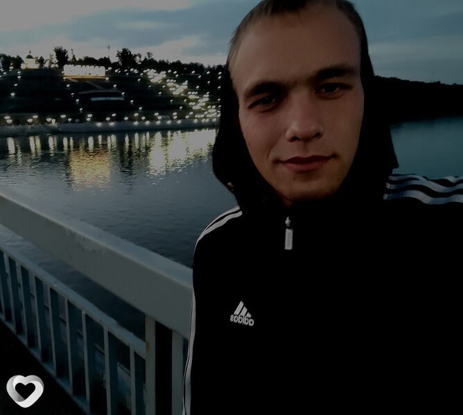 Юрий, 27, Барнауле — анкета №3890103