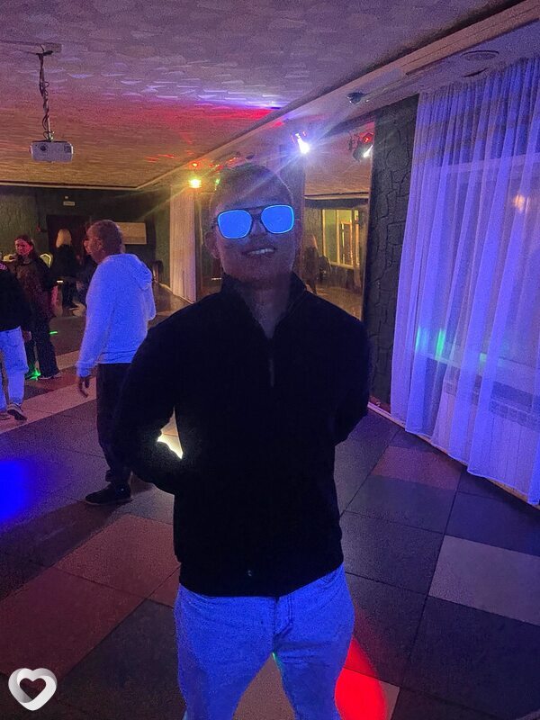 Viktor, 26, Екатеринбурге — анкета №3890517