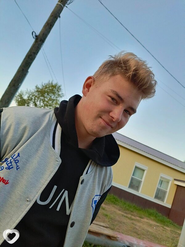 Aleksey, 19, Чайковском — анкета №3891030