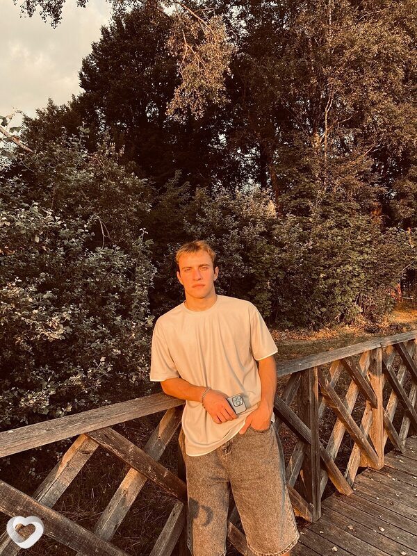 Максим, 21, Туле — анкета №3891326