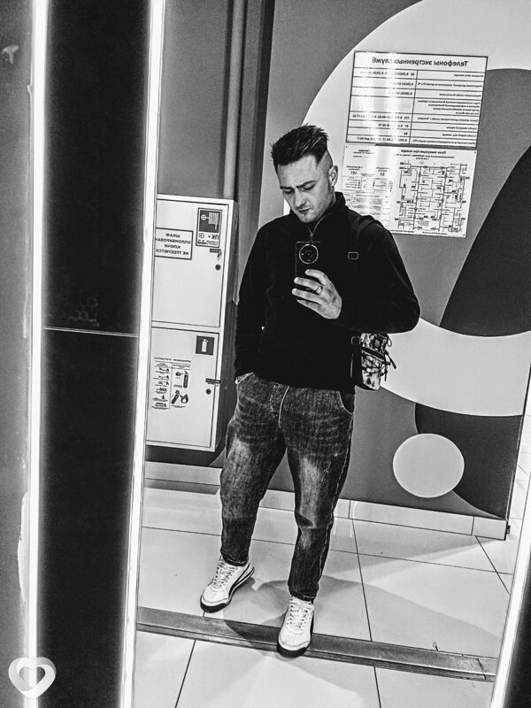 Михаил, 28, Таганроге — анкета №3891865