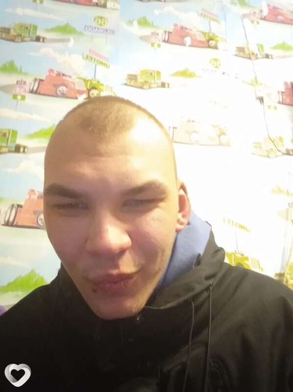 Стас, 21, Пружанах — анкета №3892263