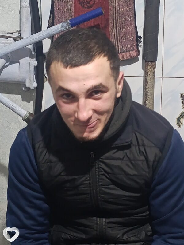 Максим, 25, Макеевке — анкета №3892506