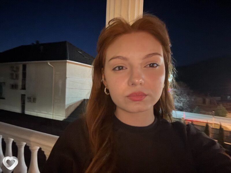 Ксения, 20, Новороссийске — анкета №3892751