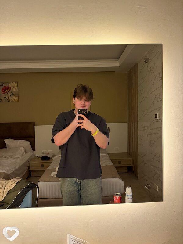 Андрей, 22, Москве — анкета №3893218