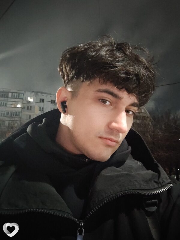 Олег, 22, Ростове-на-Дону — анкета №3893288