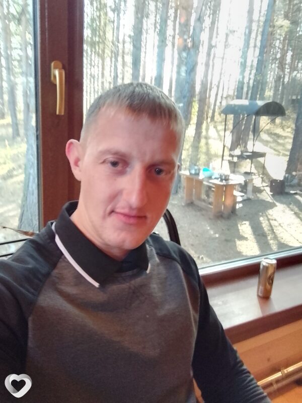 Владимир, 27, Темрюке — анкета №3893586