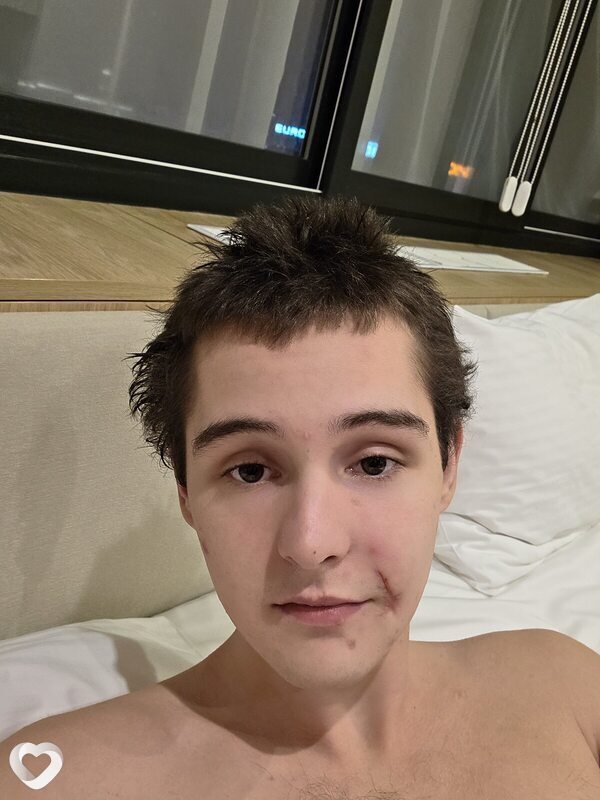 Сергей, 21, Ростове-на-Дону — анкета №3893587