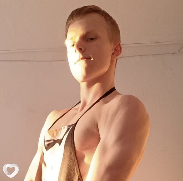 Михаил, 18, Уссурийске — анкета №3894474