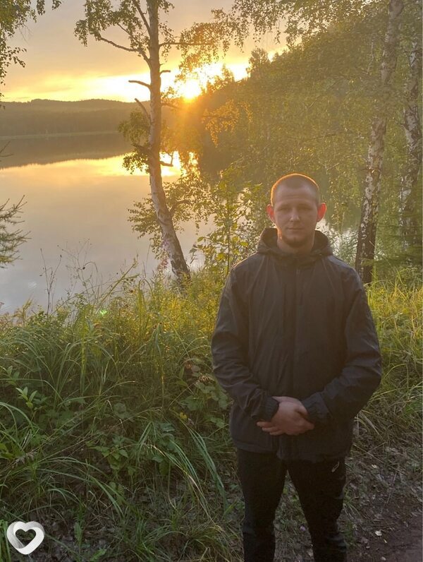 Александр, 25, Шарыпове — анкета №3894567