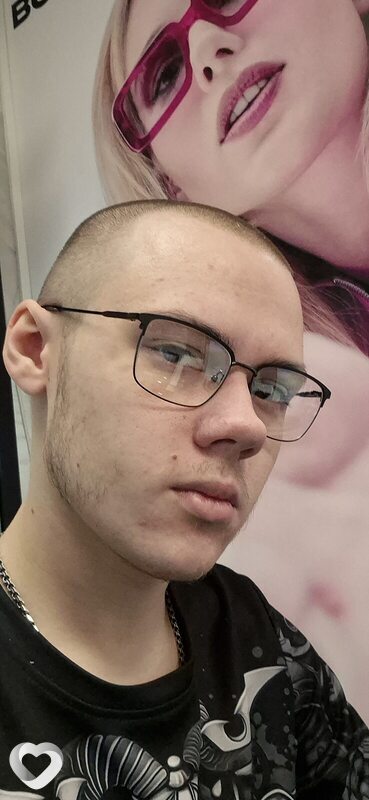 Данил, 22, Апатитах — анкета №3894653