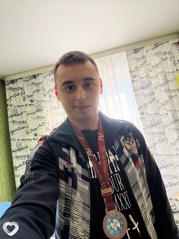 Даня, 20, Екатеринбурге — анкета №3895252