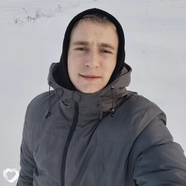 Роман, 21, Кривое Роге — анкета №3895050