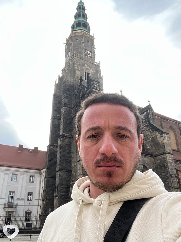 Lasha, Свидница