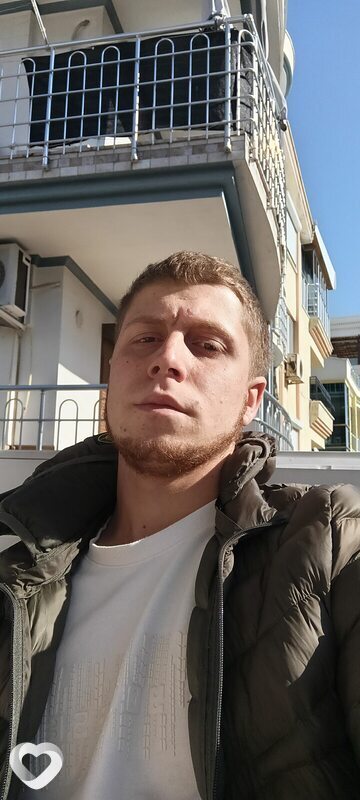 Юша, 20, Ростове-на-Дону — анкета №3895568