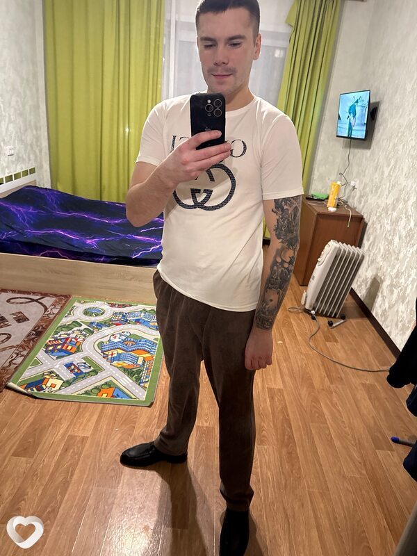 Владимир, 27, Новосибирске — анкета №3895940