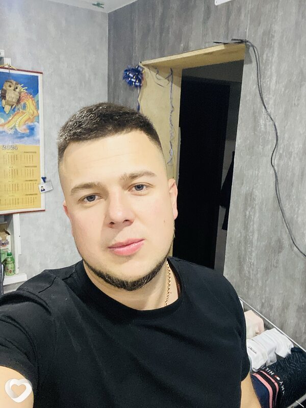 Вадим, 29, Артеме — анкета №3896215