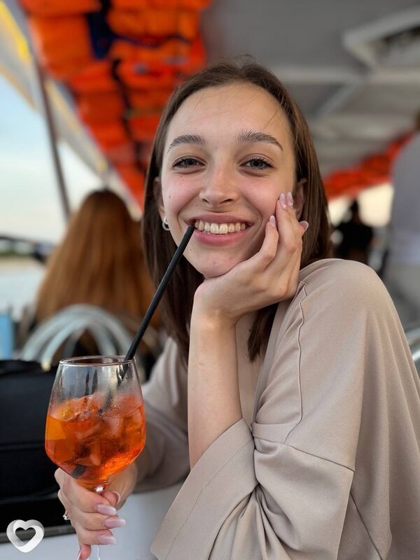 Анна, 23, Курске — анкета №3896025