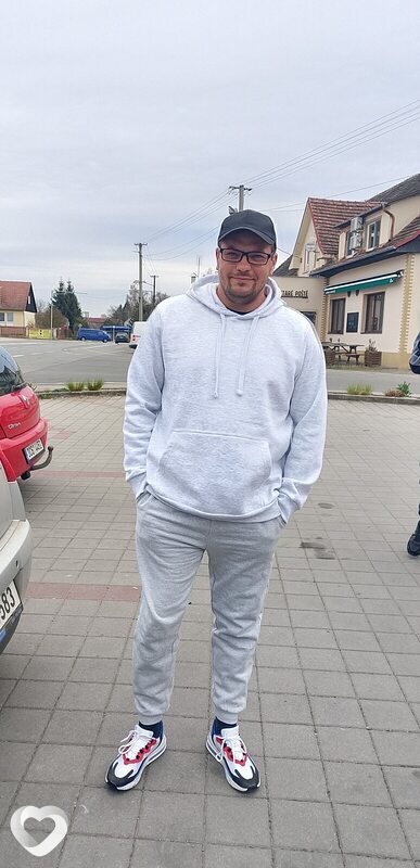 Денис, Прага