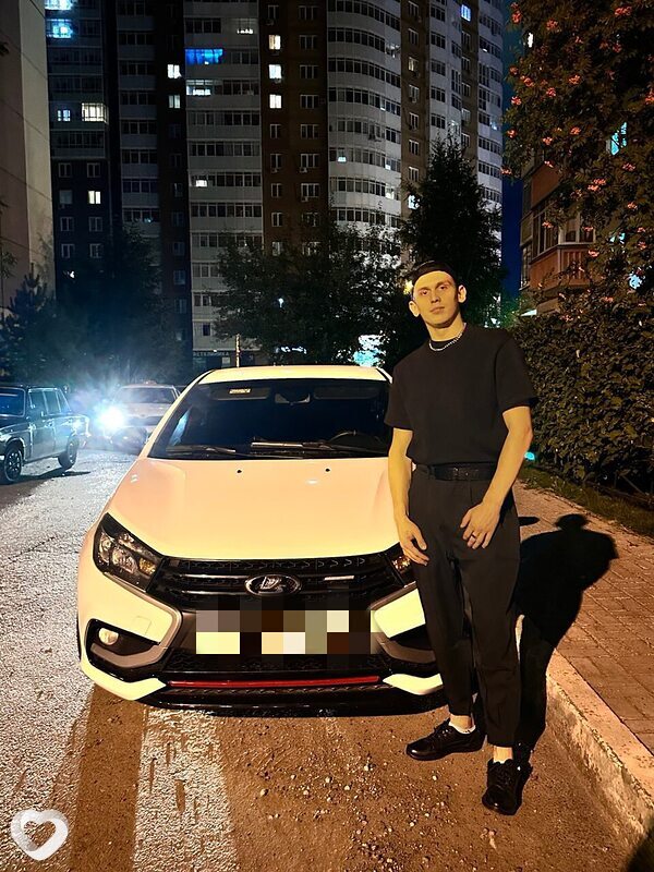 Тёма, 22, Красноярске — анкета №3897346