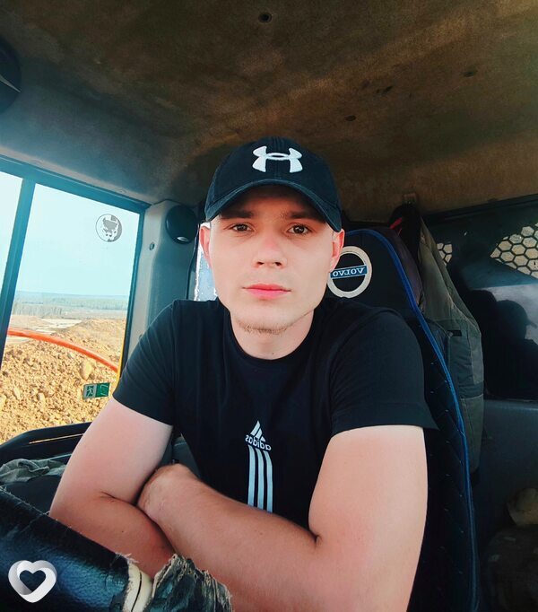 Андрей, 24, Красноярске — анкета №3896635