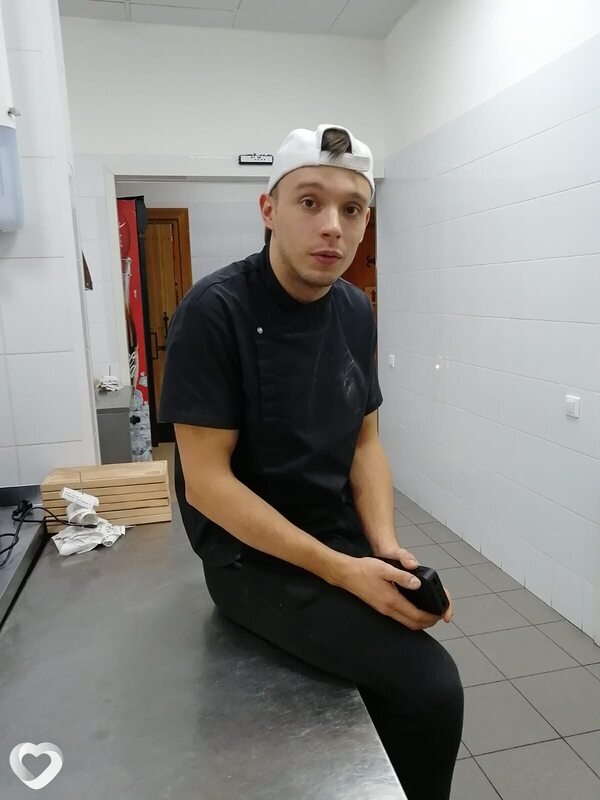 Дмитрий, 27, Луганске — анкета №3896670
