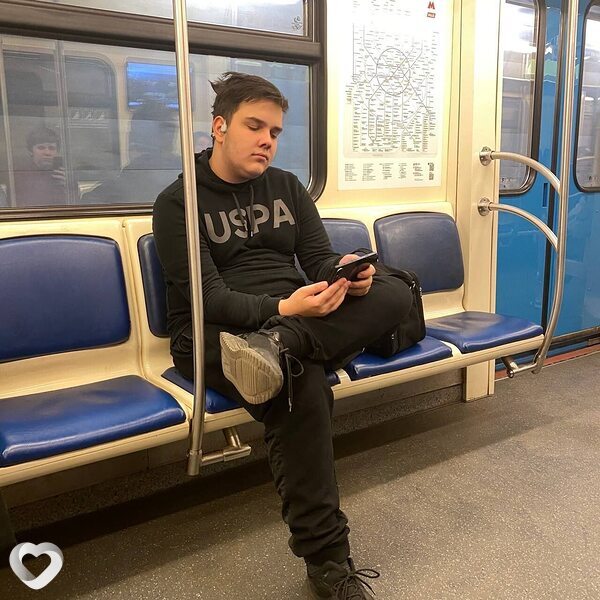 Андрей, 18, Москве — анкета №3897025