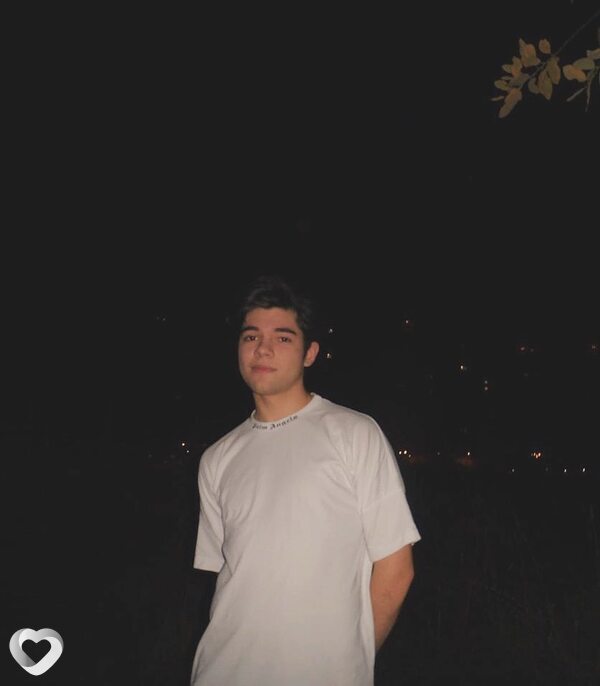 Александр, 20, Москве — анкета №3897527