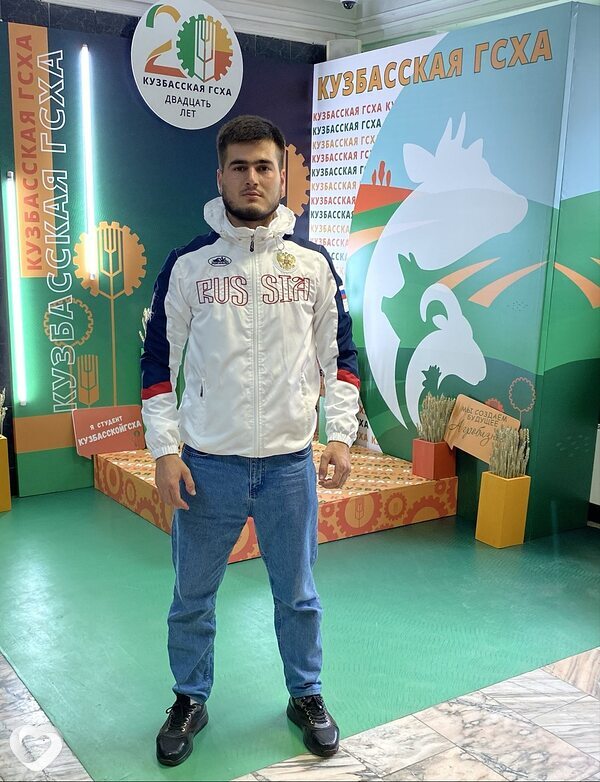 Davlatbeks, 26, Кемерове — анкета №3897228