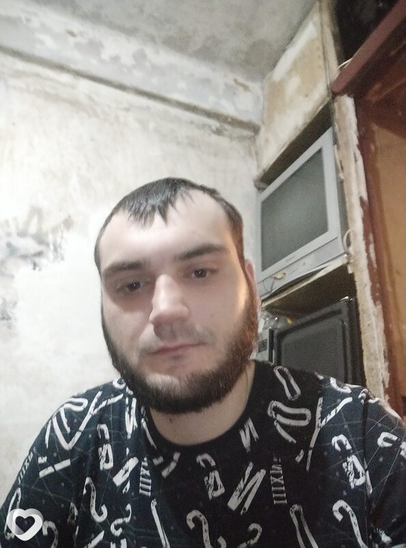 Дима, 27, Ровеньках — анкета №3897303