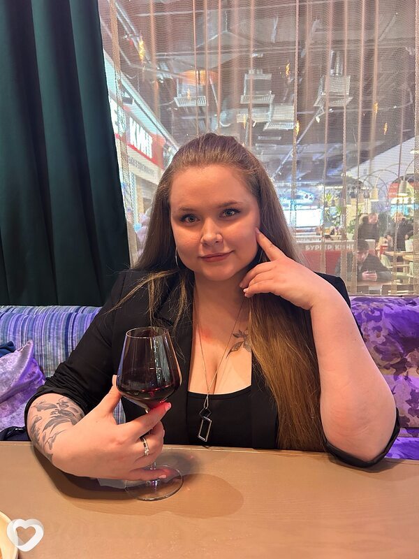 Алена, 26, Екатеринбурге — анкета №3897488