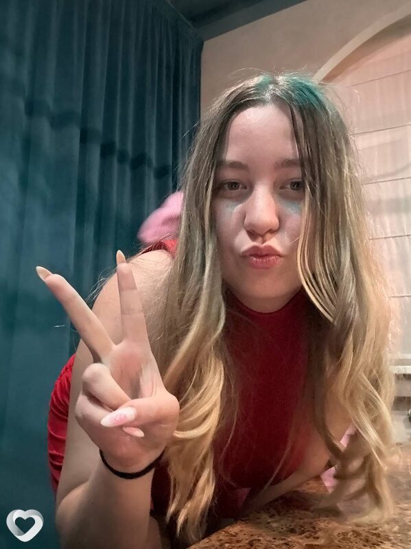 Алиса, 20, Челябинске — анкета №3897496