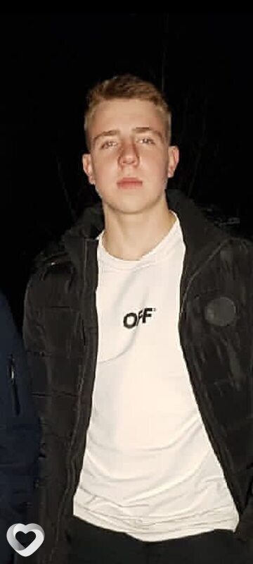 Денис, 22, Минске — анкета №3897605