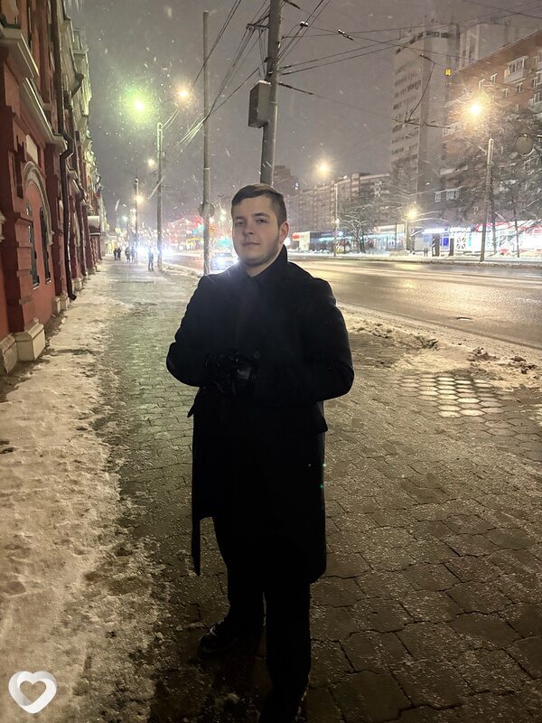 Павел, 21, Щекине — анкета №3897678