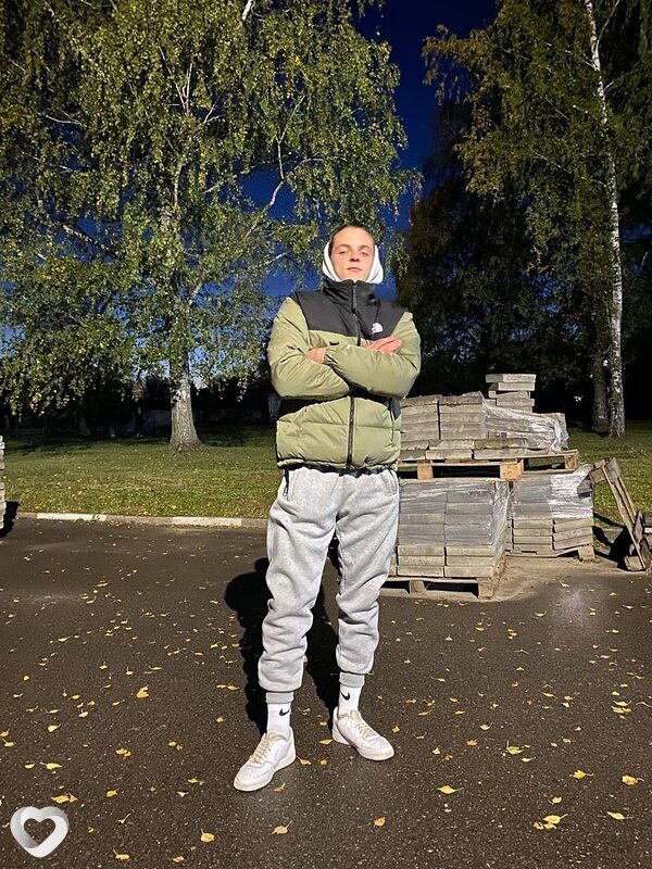 Евгений, 20, Минске — анкета №3897936