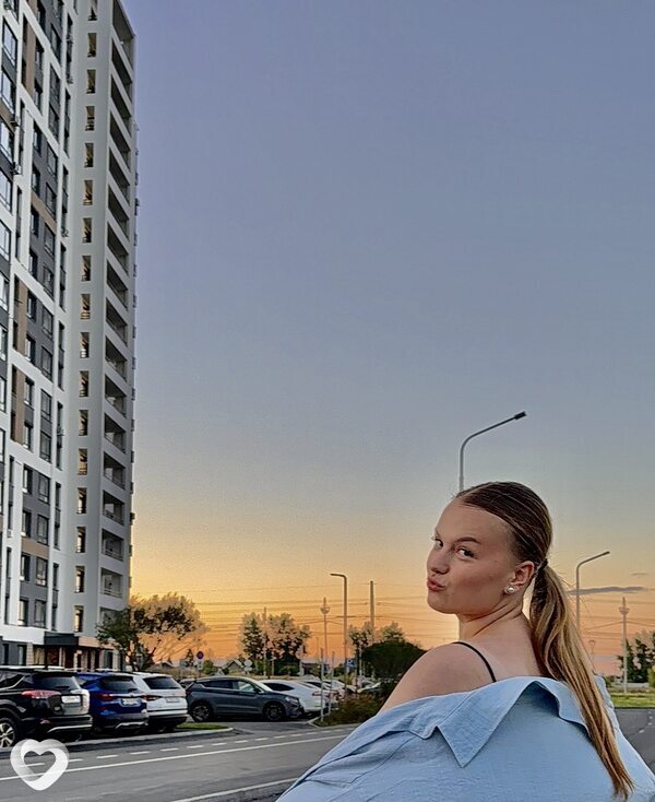 Vlada, 18, Тюмени — анкета №3897948