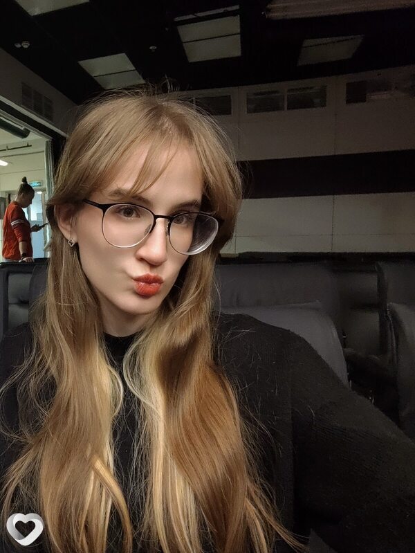 Оля, 19, Москве — анкета №3898678