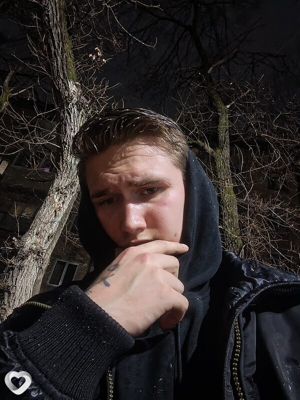 Никита, 18, Арсеньеве — анкета №3899027