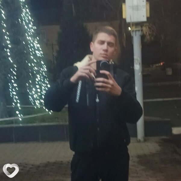 Слава, 20, Луганске — анкета №3899481